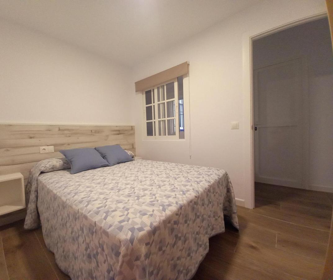 Apartamento Fuentes コニル・デ・ラ・フロンテラ エクステリア 写真
