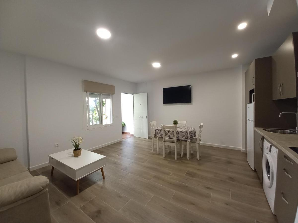 Apartamento Fuentes コニル・デ・ラ・フロンテラ エクステリア 写真